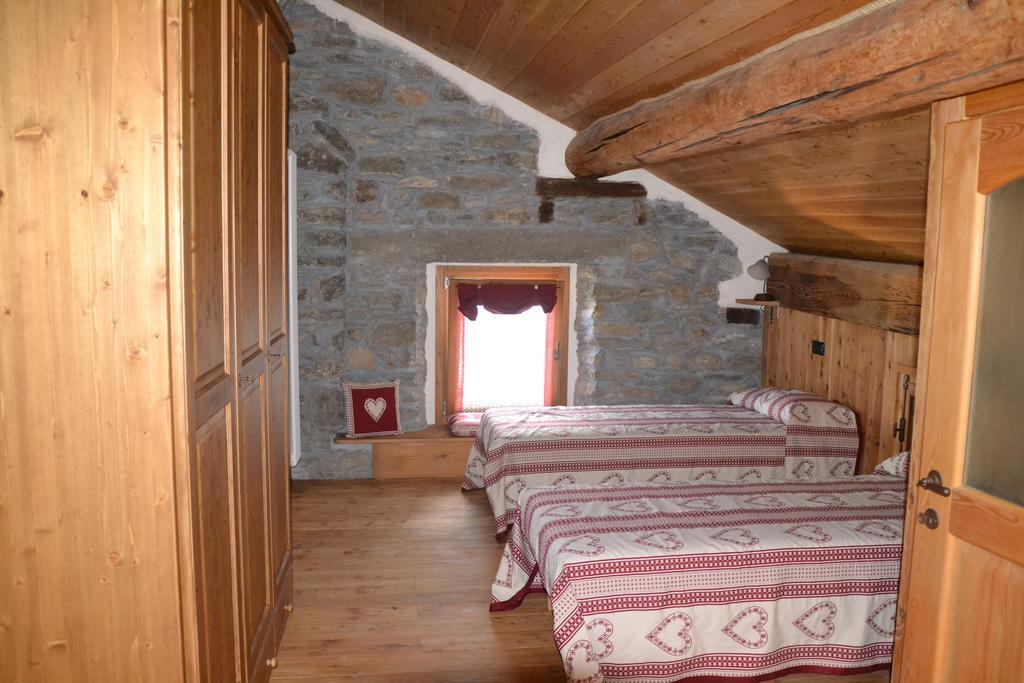 Lo Coppa Fen Apartment Aosta Phòng bức ảnh