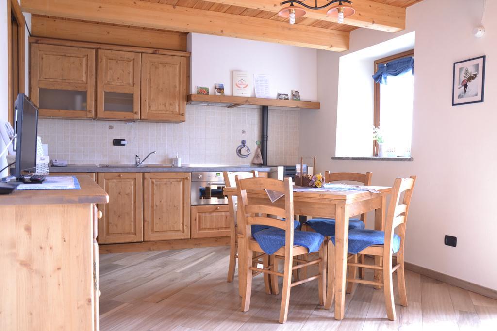 Lo Coppa Fen Apartment Aosta Ngoại thất bức ảnh